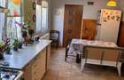 Casă cu 5 camere în Central - 7
