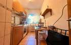 Apartament cu 4 camere decomandat în P-ța Victoriei - 13