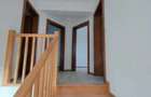 Duplex cu 4 camere 306 mp curte Chisoada - 8