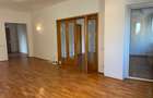 Apartament cu 4 camere decomandat în P-ța Rosetti - 1