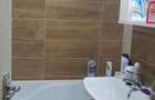 Apartament cu 3 camere semidecomandat în Dâmbovița - 5