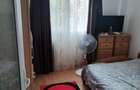 Camera de inchiriat in apartament cu 2 camere - 1