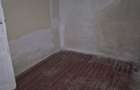 Casa cu 2 camere, Teren 301 mp, acces curte comuna , Pret redus - 6