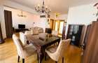 Apartament cu 3 camere decomandat în P-ța Victoriei - 13