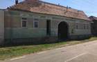 Vand casa cu anexe, curte si gradina (suprafata totala 3444 mp) in Castau, jud. Hunedoara - 10
