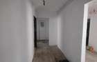Apartament cu 4 camere decomandat în Rahova - 2