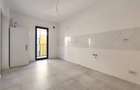 Apartament cu 3 camere decomandat în Titan - 18