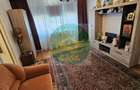 Apartament cu 3 camere semidecomandat în Roman - 3