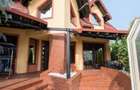 Vila 4 camere cu piscina in Bucov. - 19