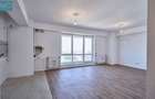 Apartament cu 3 camere semidecomandat în Central - 1