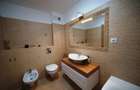Apartament cu 4 camere decomandat în Tractorul - 23