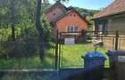 Casă cu 4 camere în Valea Borcutului - 1