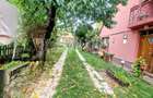 Casă individuală cu 10 camere cu Canalizare în Central - 2