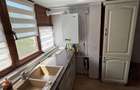 apartament cu 2 camere(transformat in 3 camere), situat pe strada Gheorghe Petra?cu, in bloc P4 - 6