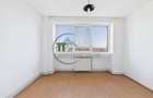 Apartament 3 camere, 2 bai, decomandat, etaj intermediar, str. Lt.Paiu - 11