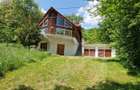 Casă individuală cu 6 camere cu Teren 1618 Mp în Bran - 2
