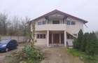 Casă cu 4 camere în Exterior Vest - 1