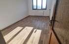 Casă individuală cu 6 camere cu Canalizare în Iris - 9