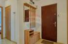 Apartament cu 3 camere decomandat în Zărnești - 2