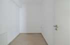 Apartament cu 3 camere decomandat în Tractorul - 15