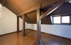 Casă individuală cu 15 camere cu Canalizare în Sisești - 13 Casă individuală cu 15 camere cu Canalizare în Sisești - 13