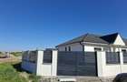 Vand casa tip duplex - 1