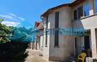 Casă individuală cu 7 camere cu Canalizare în Central - 3