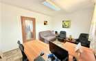 Apartament cu 3 camere semidecomandat în Central - 2