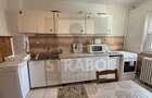 Apartament cu 3 camere decomandat în Tractorul - 4