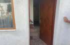 Casa 3 camere , baie , incalzire calorifere Gaiul Mic - 3