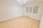 Apartament cu 3 camere semidecomandat în Cornișa - 6