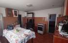 Casă cu 4 camere cu Teren 4977 Mp în Central - 10