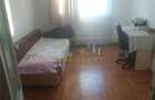Apartament cu 4 camere decomandat în Tractorul - 4