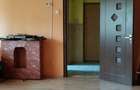 Apartament cu 3 camere semidecomandat în Lupeni - 1