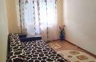 Apartament cu 3 camere de vanzare: - 1