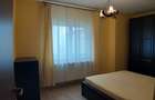 Inchiriez apartament 3 camere decomandat - 2