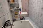 Apartament cu 3 camere semidecomandat în Km 4-5 - 7