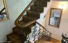 Casă cu 6 camere cu Teren 1350 Mp în Bran - 9