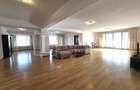 Apartament cu 5 camere semidecomandat în Kiseleff - 1