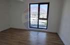 Penthouse cu 5 camere semidecomandat în Titan - 2