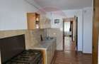 Apartament cu 3 camere de vanzare, str Bucovinei- zona Mioritei - 8