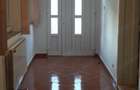 Casă cu 4 camere în Central - 6