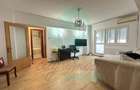 Apartament cu 3 camere semidecomandat în Tineretului - 1