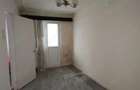Apartament cu 3 camere semidecomandat în Micro 4 - 6