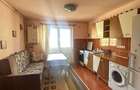 Inchiriez apartament semidecomandat doua camere(aproape mall Gara) - 1