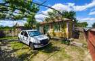 Casa + anexe gospodaresti cu teren de 1000 mp - 1