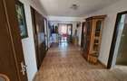 Casă individuală cu 10 camere cu Canalizare în Cordun - 7