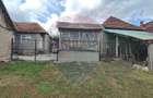 Casă cu 4 camere cu Teren 1710 Mp în Fonău - 13