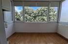 Proprietar vand ap. 2 camere decomandat,zona comisariat - 3