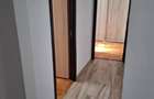 Apartament cu 3 camere decomandat în Tractorul - 8
